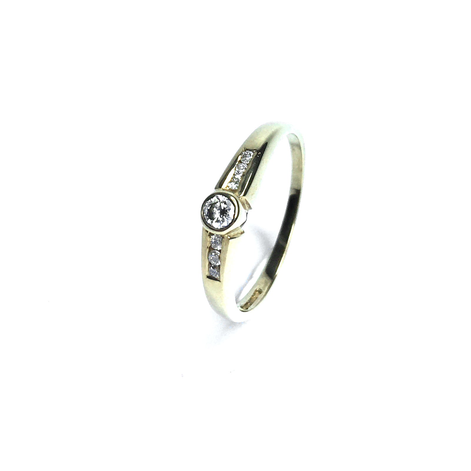 9ct Yellow Gold Diamond Ring