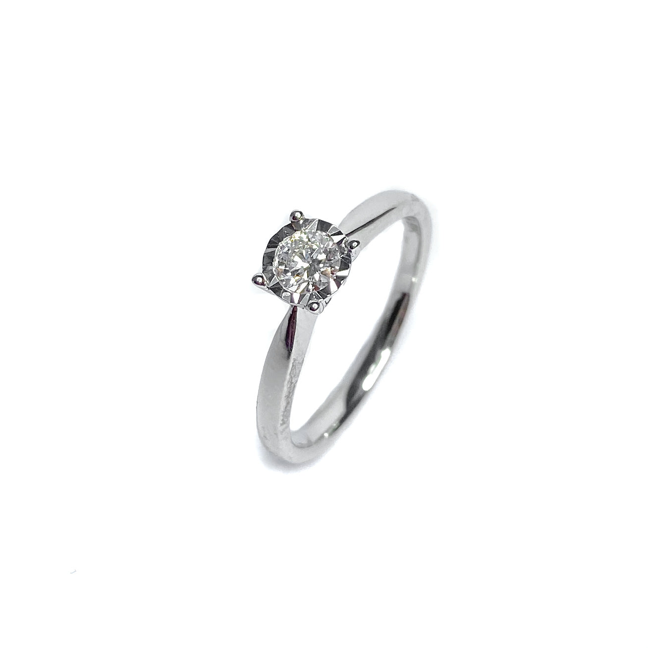 9ct White Gold Diamond Ring
