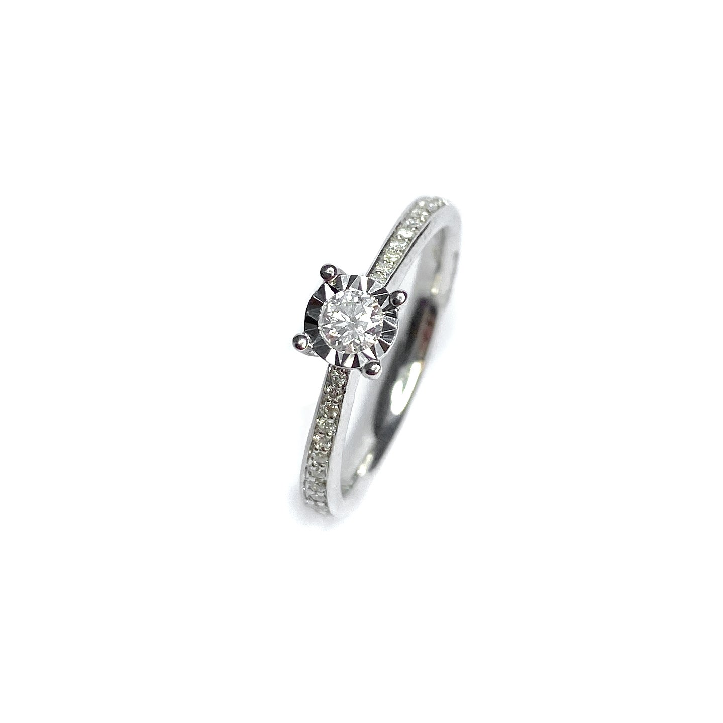 9ct White Gold Diamond Ring