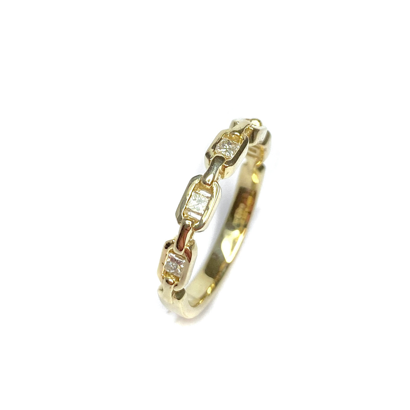 9ct Yellow Gold Diamond Ring