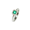 18ct White Gold Emerald & Diamond Ring