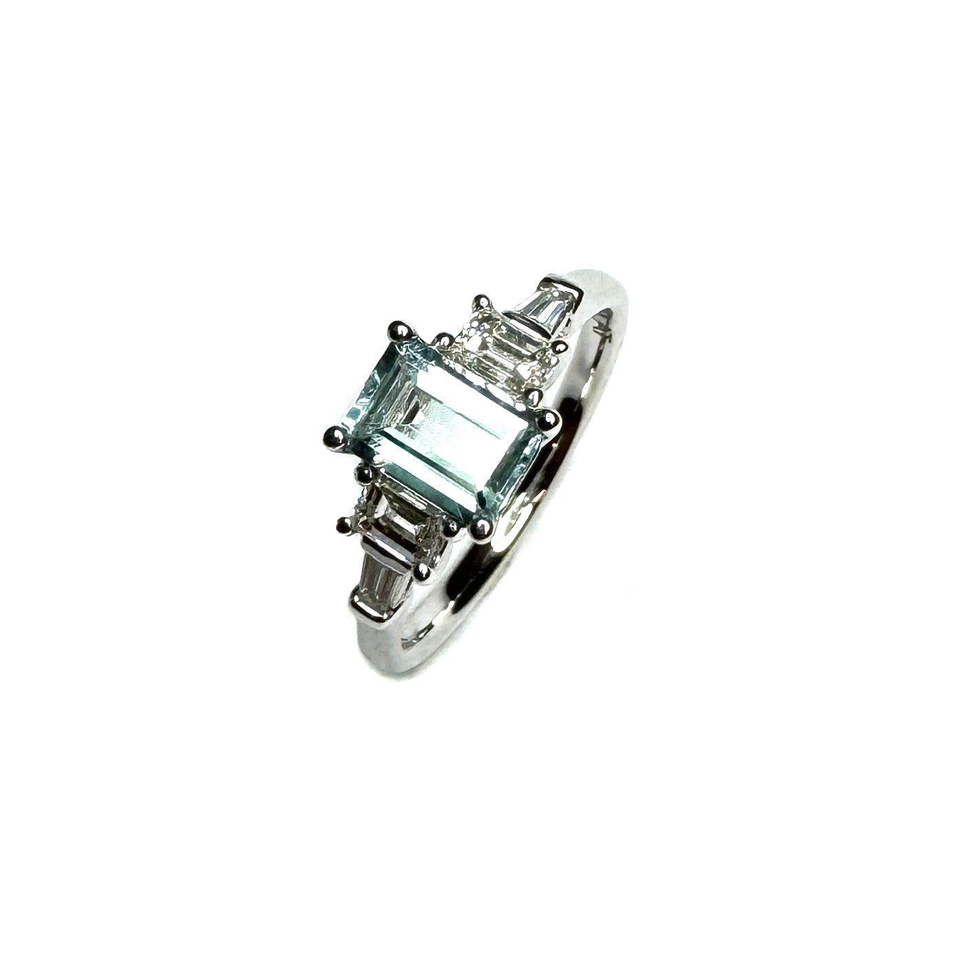 Platinum Aquamarine & Diamond Ring