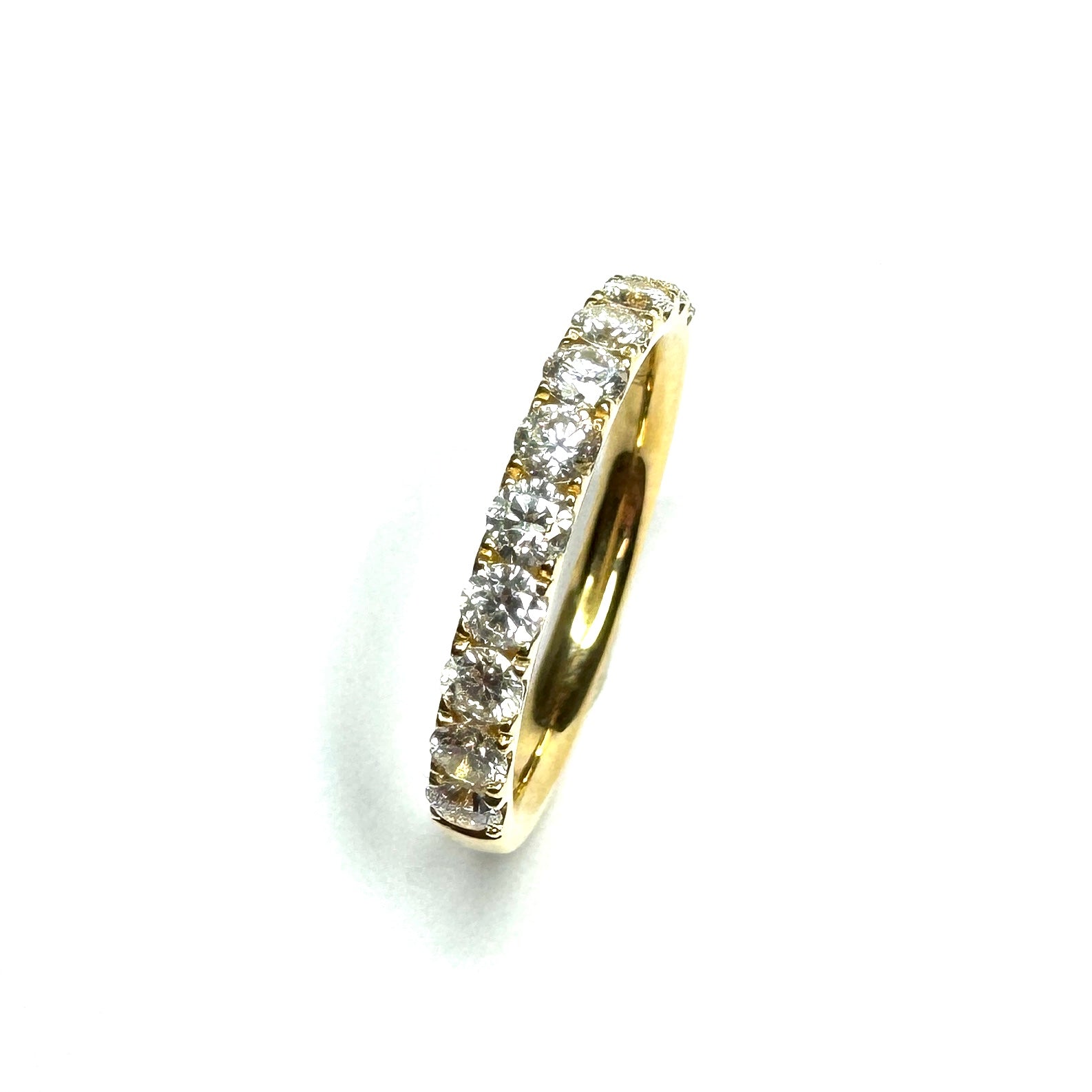 18ct Yellow Gold Diamond Ring