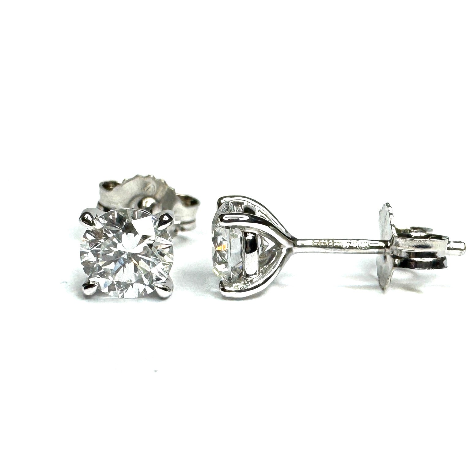 18ct White Gold Lab Grown Diamond Earrings