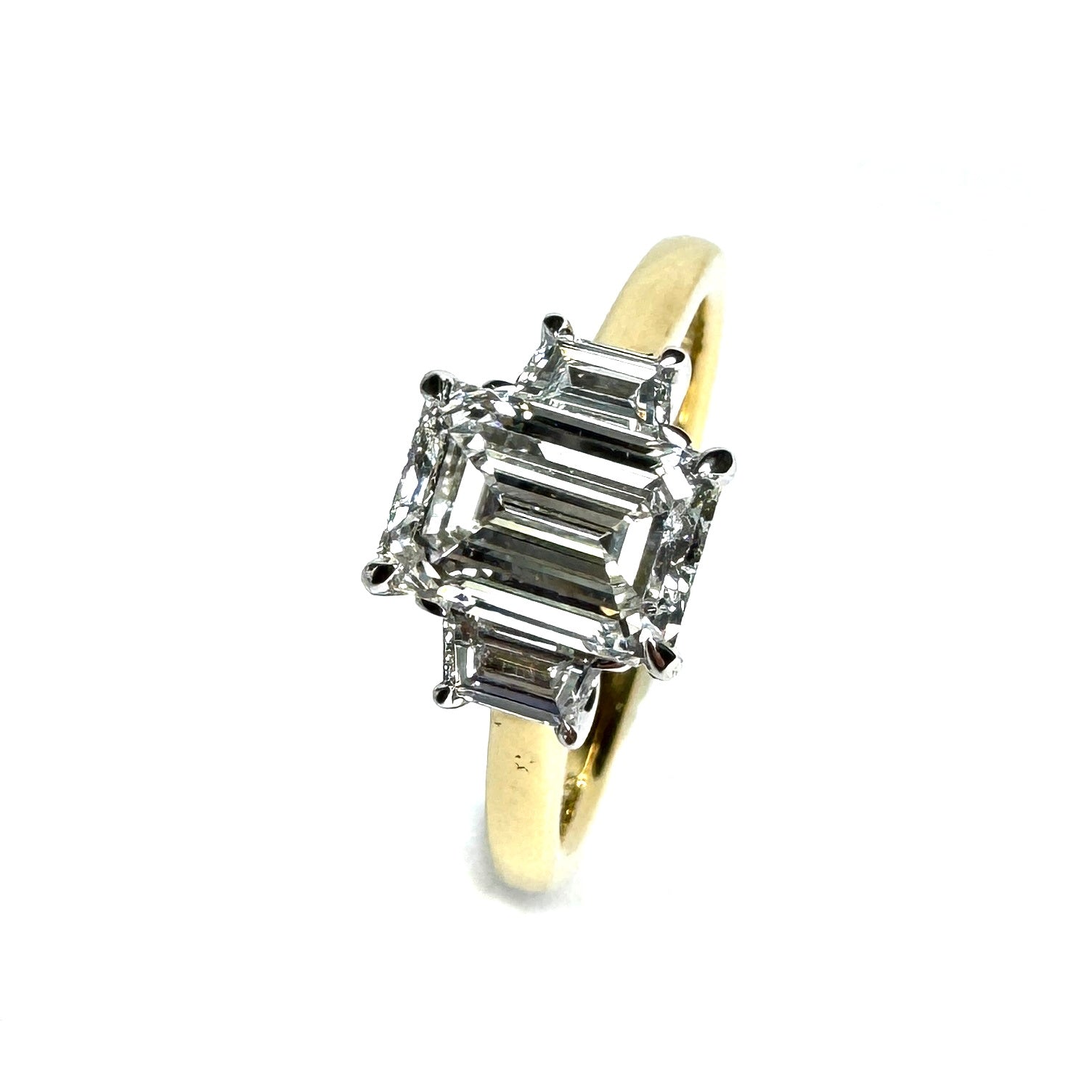 18ct Yellow Gold Lab Grown Diamond Ring
