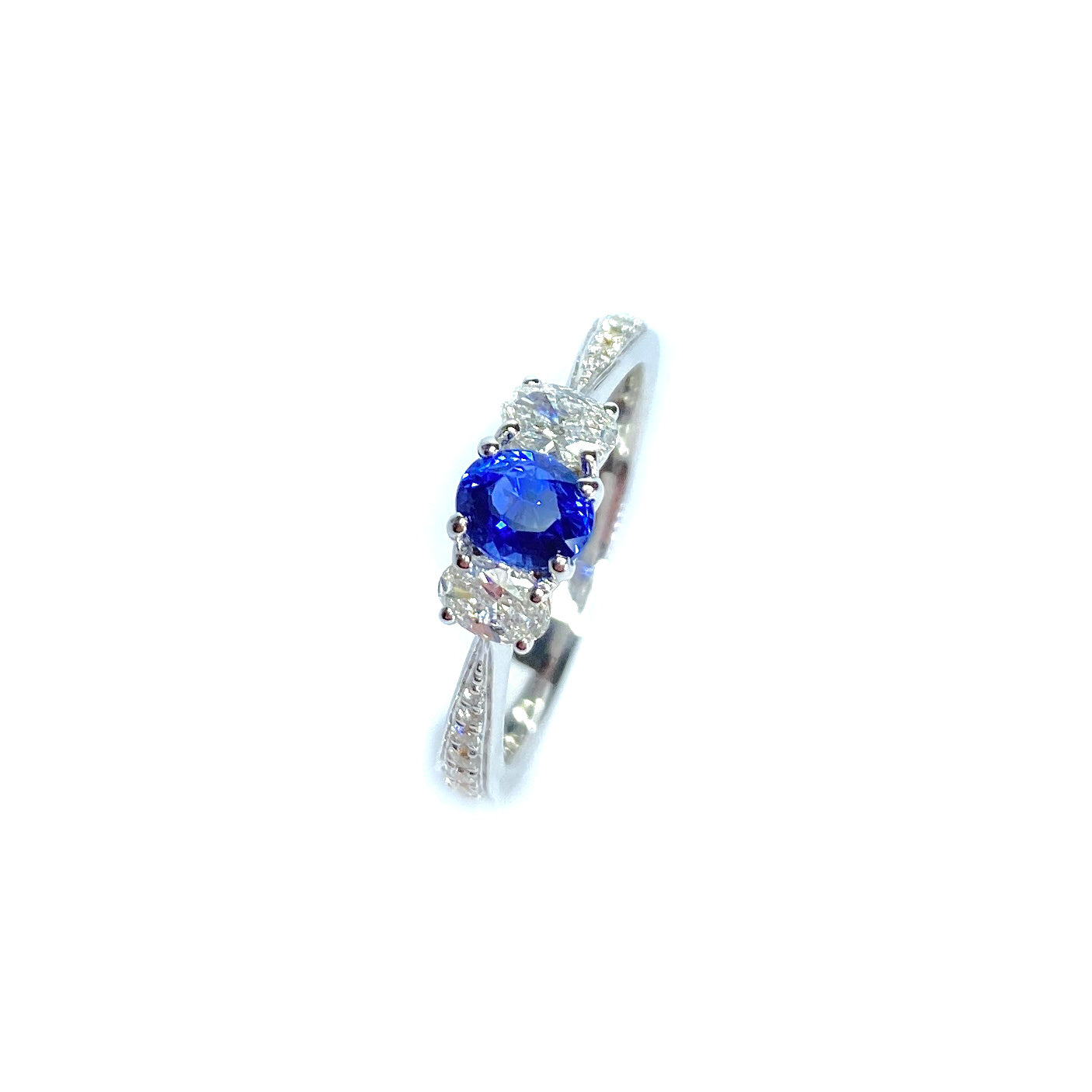 18ct White Gold Sapphire & Diamond Ring