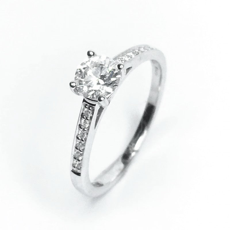 18ct White Gold Diamond Ring